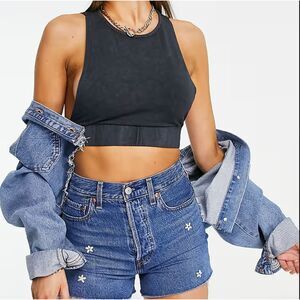 NWOT Levi's Ribcage Shorts Dark Blue Wash with Daisy Embroidery